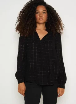 Blouse A Col Monte Avec Volant Noir Blouisa Sud Express