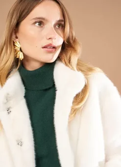Manteau Court En Fausse Fourrure Craie Mucyli Sud Express