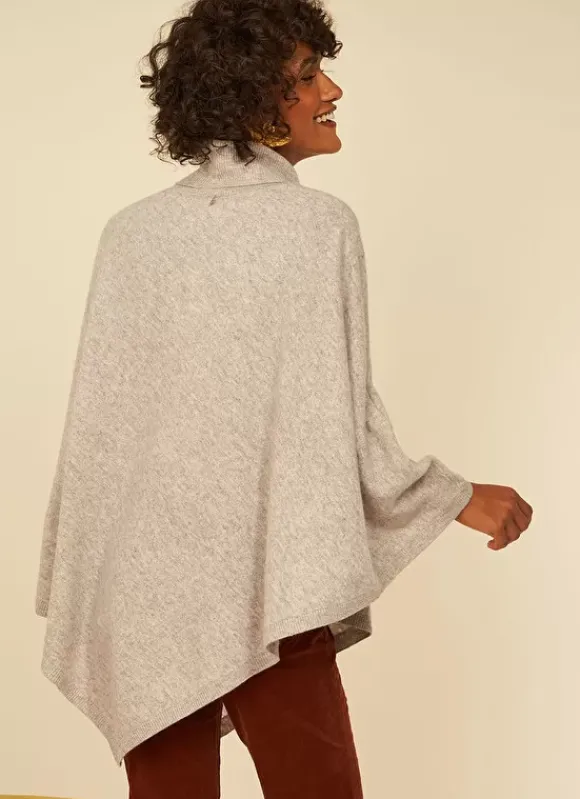 Poncho Asymetrique En Cachemire Perle Chine Presta Sud Express