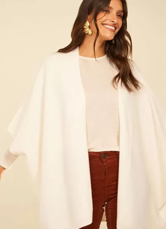 Poncho Long Et Ouvert Pur Cachemire Milk Gwenaelle Sud Express