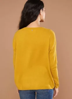 Pull Au Volume Oversize Et A Manches Longues Pres Du Corps Safran Monjoe Sud Express