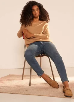 Pull Au Volume Oversize Et A Manches Longues Pres Du Corps Camel Monjoe Sud Express