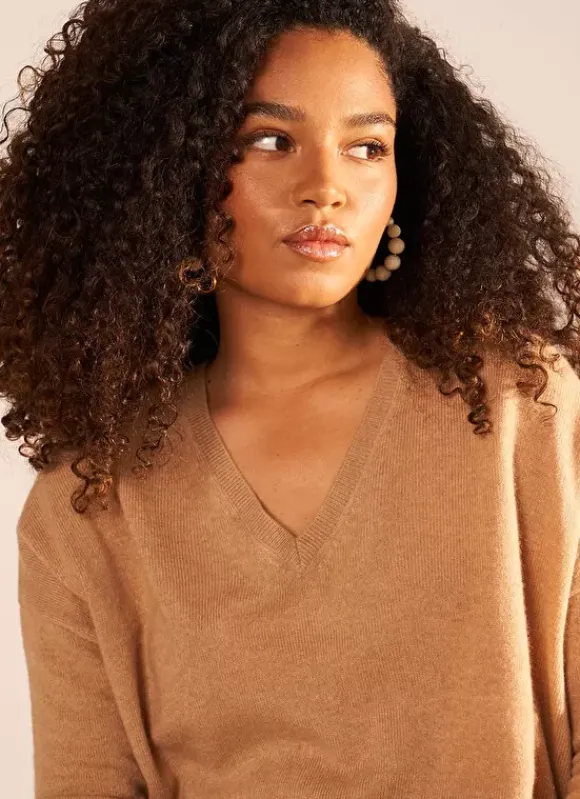 Pull Au Volume Oversize Et A Manches Longues Pres Du Corps Camel Monjoe Sud Express