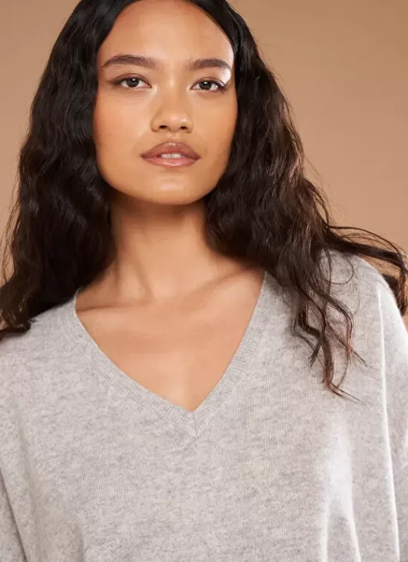 Pull Au Volume Oversize Et A Manches Longues Pres Du Corps Perle Chine Monjoe Sud Express