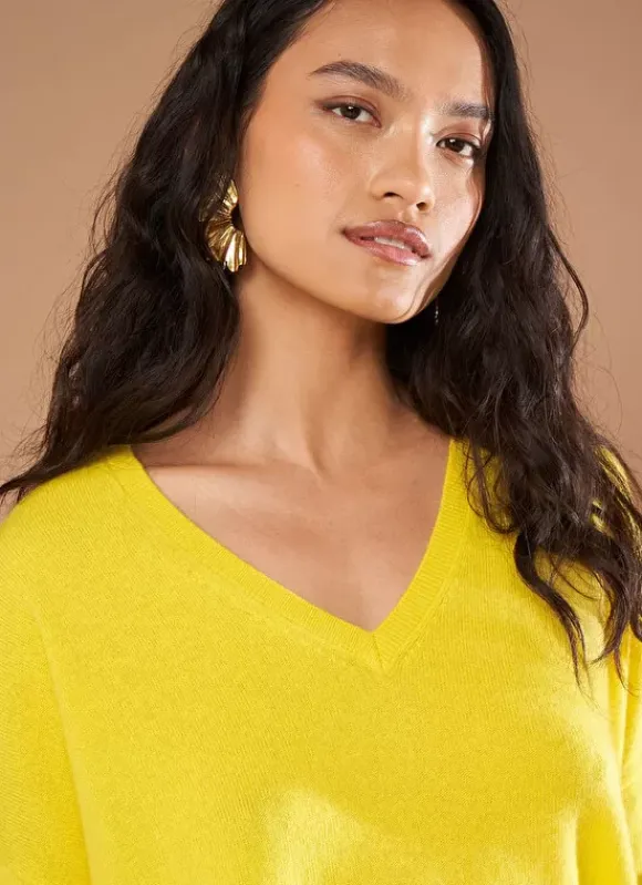 Pull Au Volume Oversize Et A Manches Longues Pres Du Corps Jaune Monjoe Sud Express