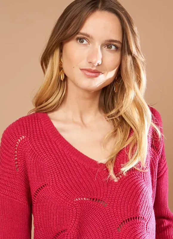 Pull Col V Au Tricotage Ajoure Framboise Matido Sud Express