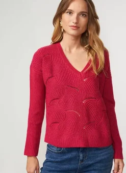 Pull Col V Au Tricotage Ajoure Framboise Matido Sud Express