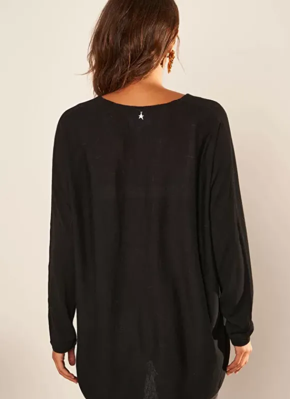 Pull Col V Sans Emmanchures Noir Maboutou Sud Express