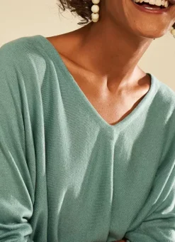 Pull Col V Sans Emmanchures Amande Maboutou Sud Express