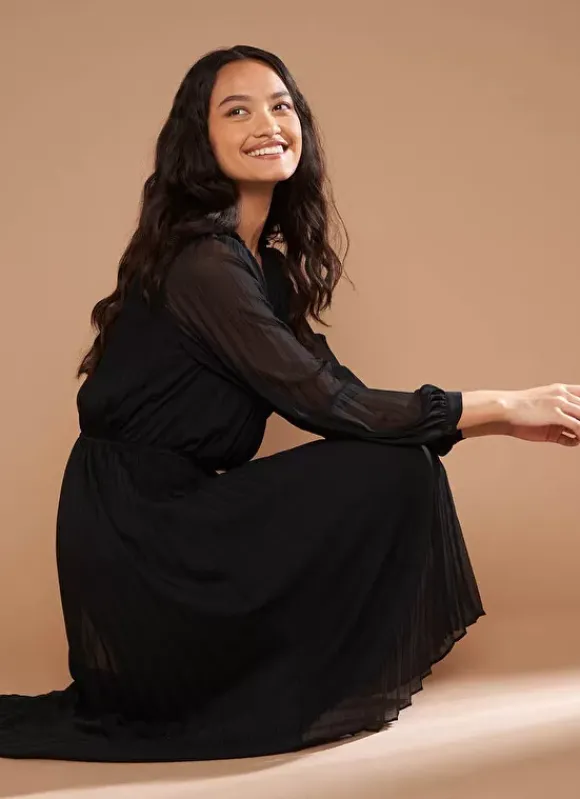 Robe Midi Plissee A Manches Longues Noir Ralita Sud Express